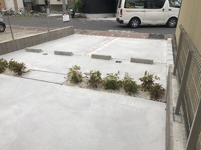 21/30 駐車場