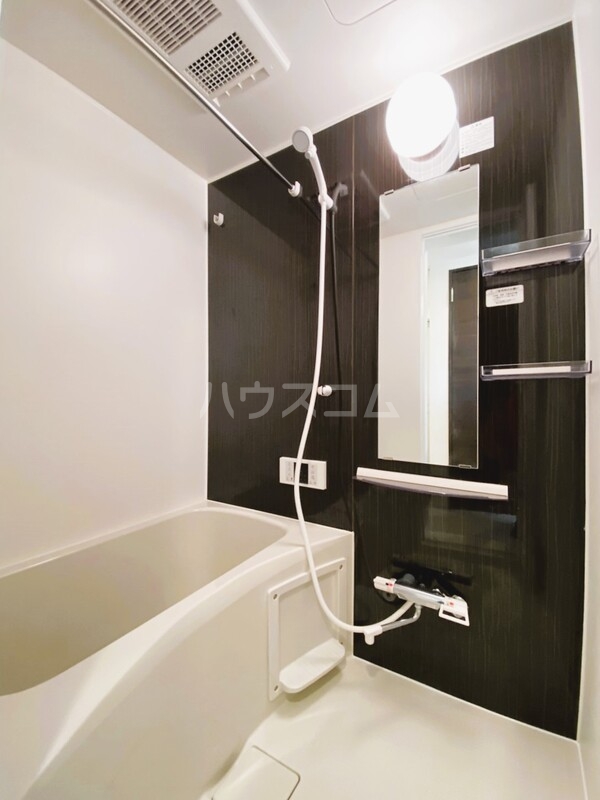11/23 浴室