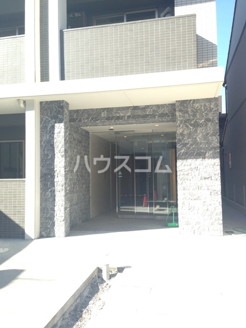 22/29 エントランス