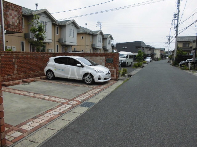 22/30 駐車場