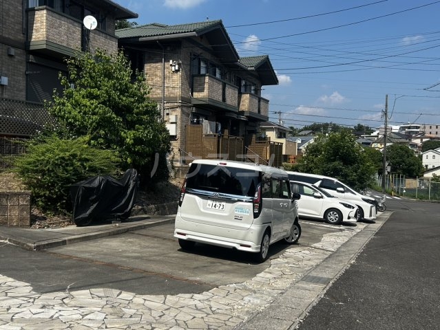 2/4 駐車場