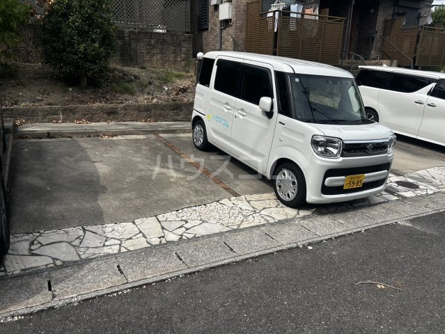 21/22 駐車場