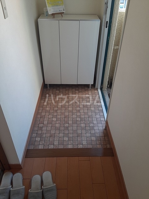 13/30 玄関