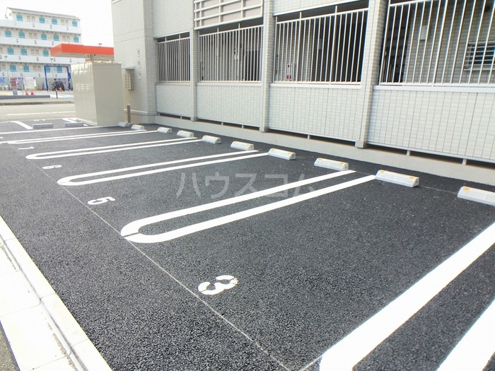 14/20 駐車場