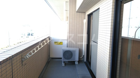 19/30 バルコニー