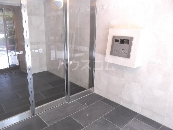 29/30 エントランス