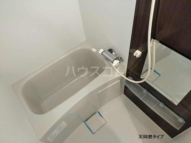 14/30 浴室