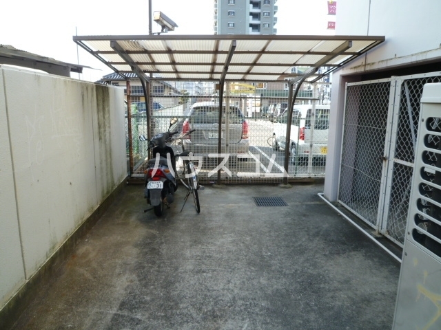3/7 駐車場
