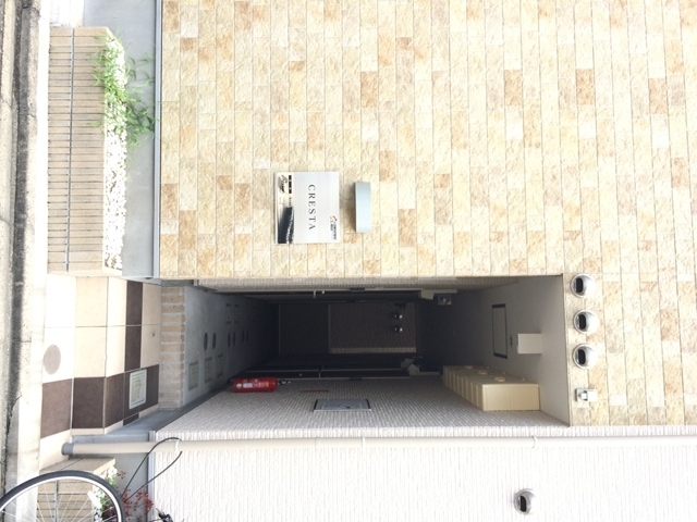 22/29 エントランス