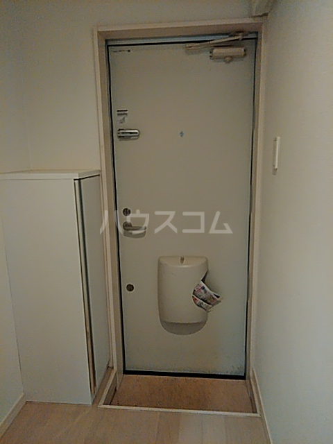 14/30 玄関