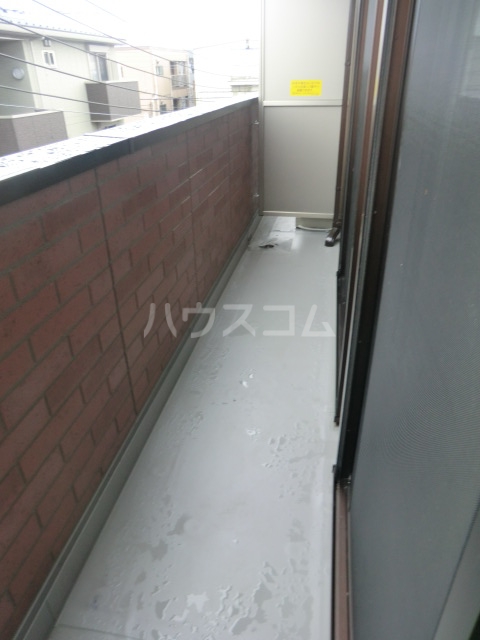 17/28 バルコニー