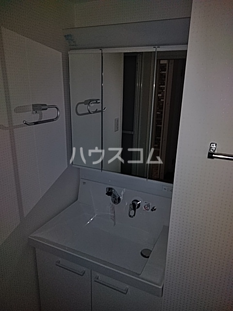 17/30 洗面