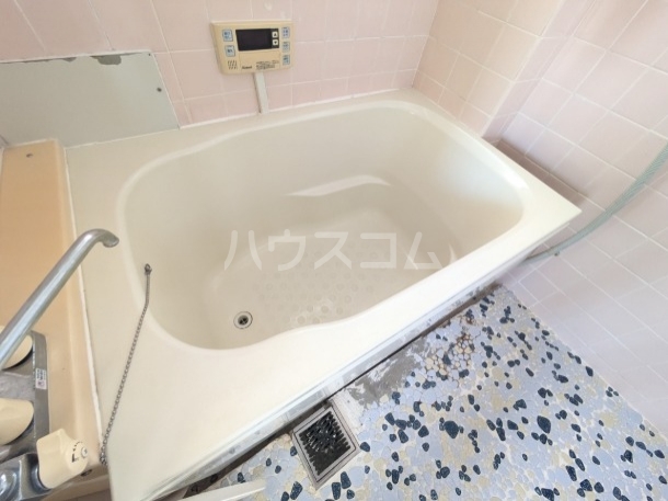 13/30 浴室