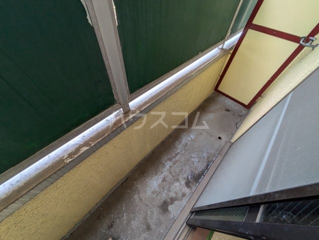 17/28 バルコニー