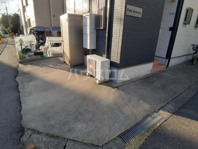 19/27 駐車場