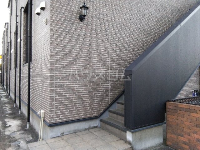 17/24 エントランス