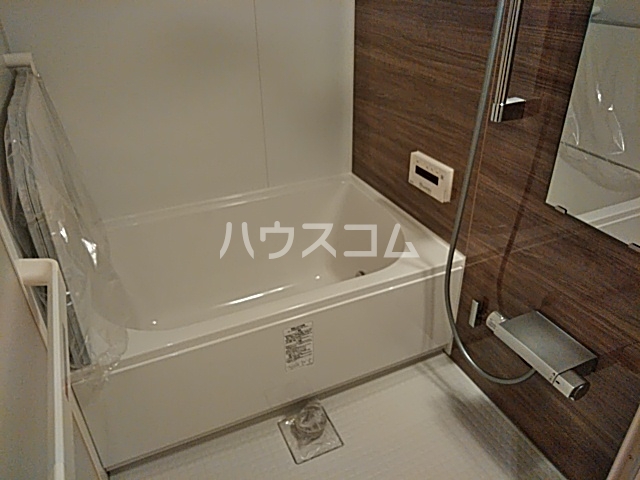 13/25 浴室
