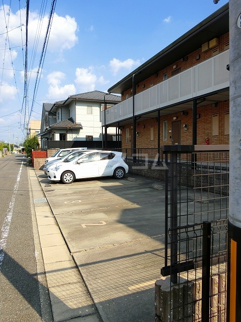 22/30 駐車場