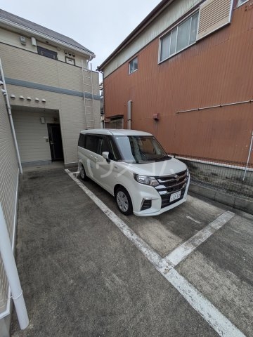 21/26 駐車場