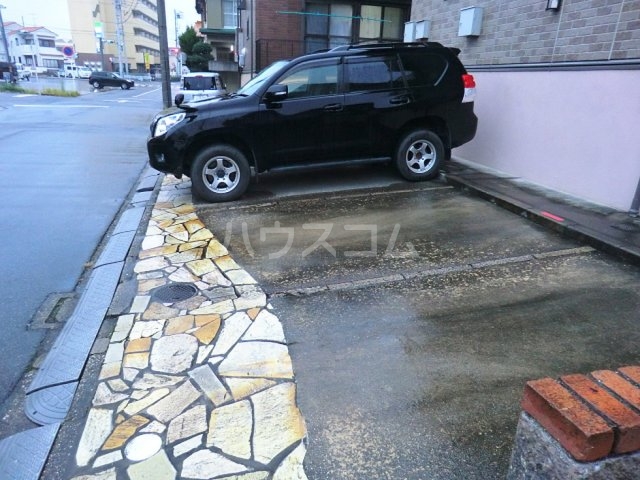 16/24 駐車場