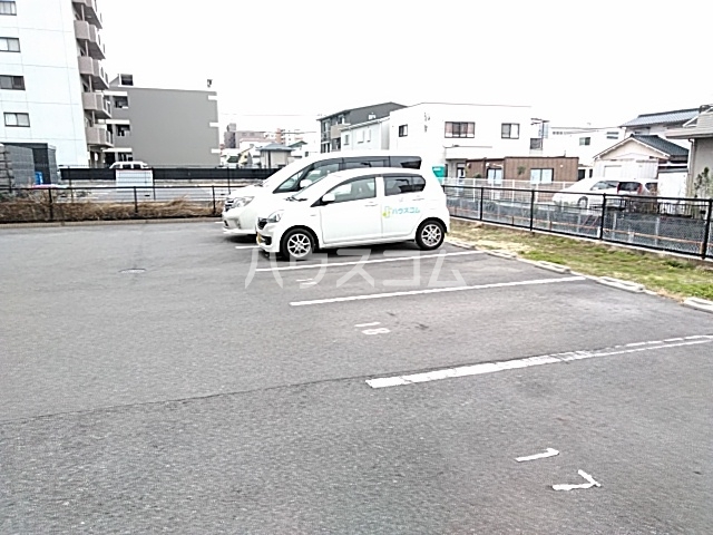 3/4 駐車場