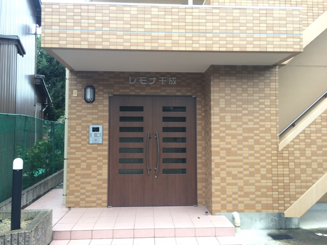 21/28 エントランス