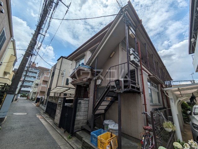 17/27 エントランス