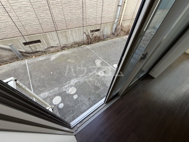 19/30 バルコニー