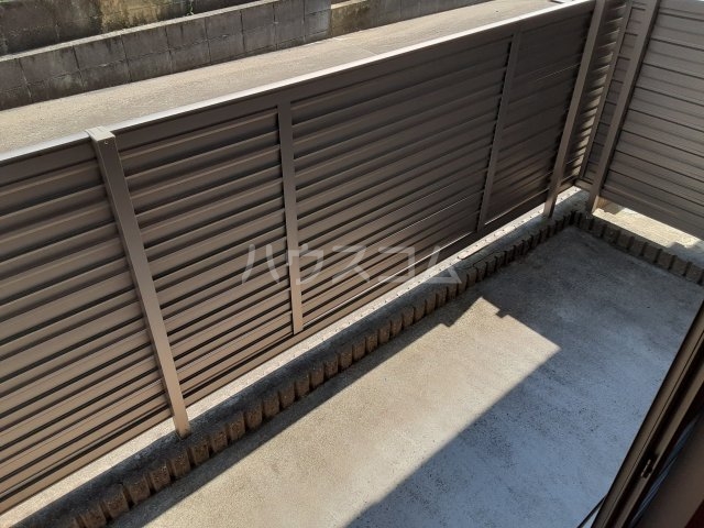 19/27 バルコニー