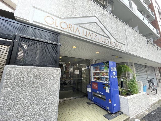 24/30 エントランス