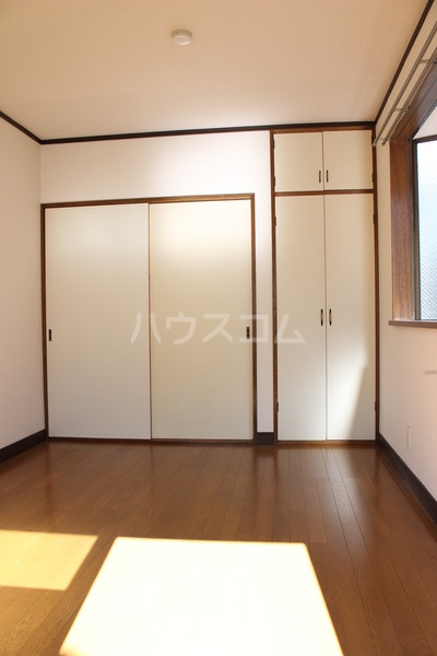 寝室