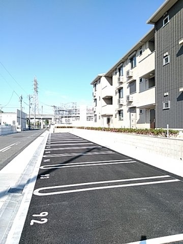 19/28 駐車場