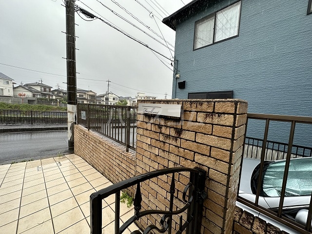 19/20 エントランス