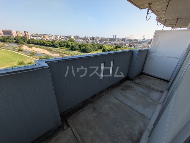 14/21 バルコニー