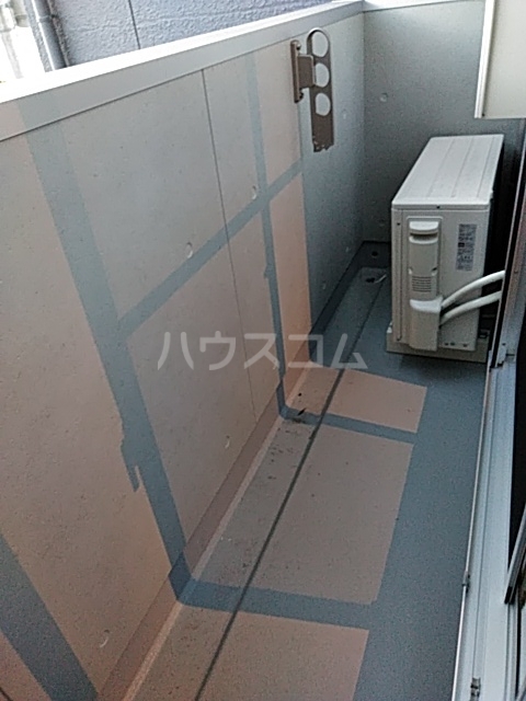 21/30 バルコニー