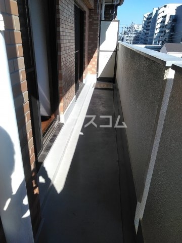 20/30 バルコニー