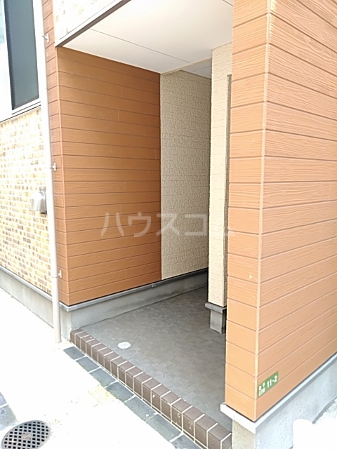 21/24 エントランス