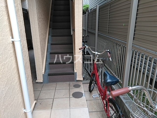 22/29 エントランス