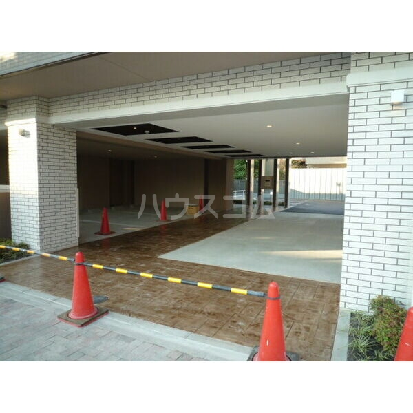 18/26 駐車場