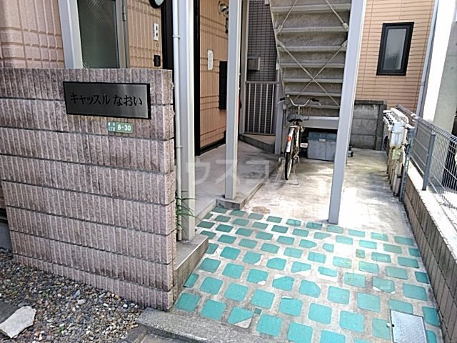 25/30 エントランス