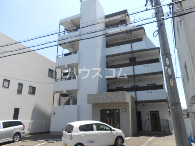 アドミール栄生の外観