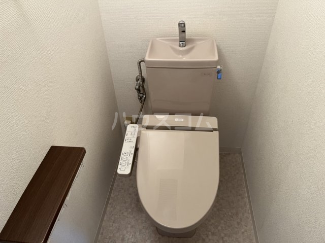 13/30 トイレ