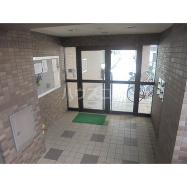 15/24 エントランス