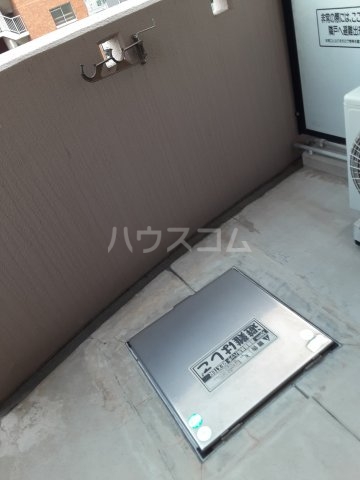 13/30 バルコニー