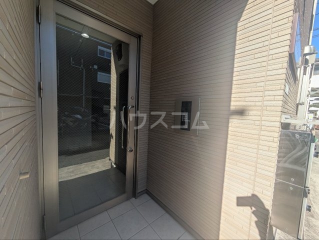 29/30 エントランス