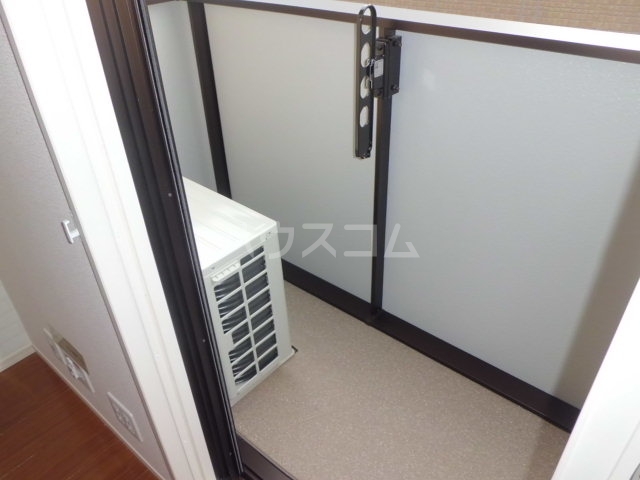 20/30 バルコニー