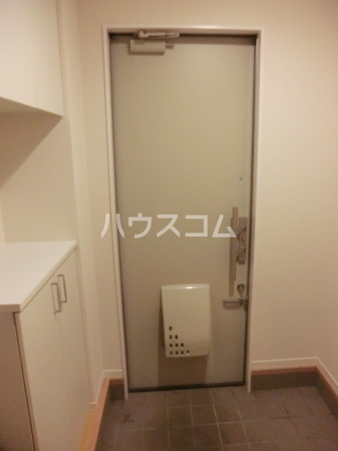13/30 玄関