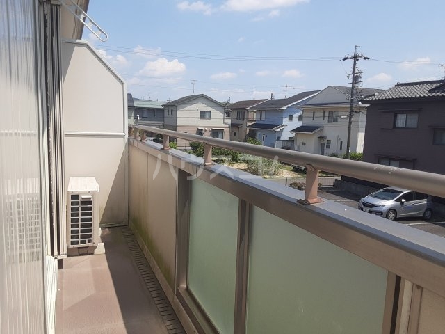 18/25 バルコニー