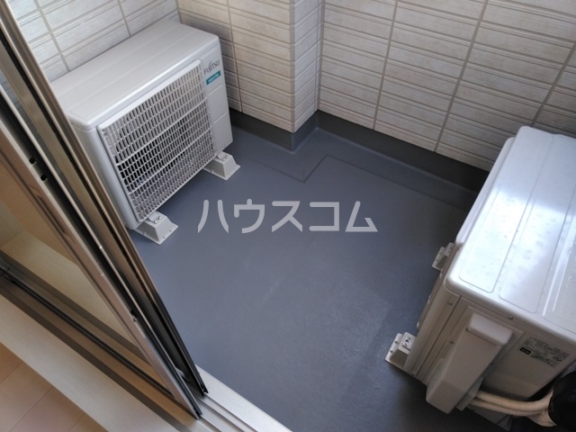 23/30 バルコニー