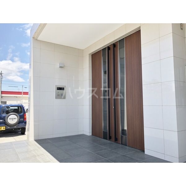 2/10 エントランス